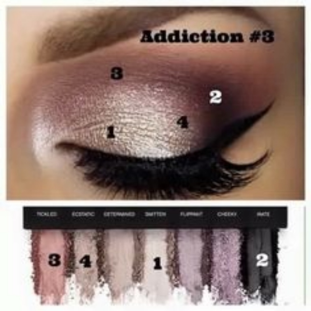 MOODSTRUCK ADDICTION shadow palette 3